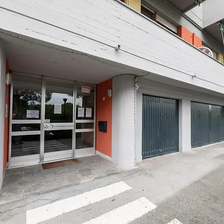 Appartamento 228 - Casa Guarda Stelle - In Con Piscina E Aree Esterne Comuni A 1km Dal Mare
