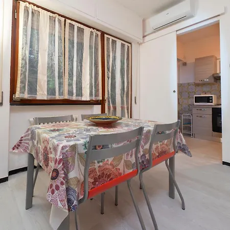 Apartament 228 - Casa Guarda Stelle - In Con Piscina E Aree Esterne Comuni A 1km Dal Mare Rapallo
